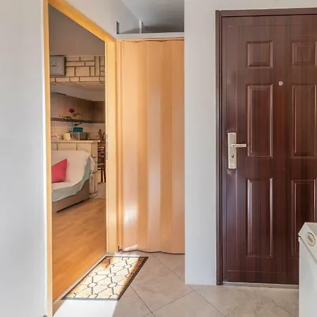 Apartament Nostress *